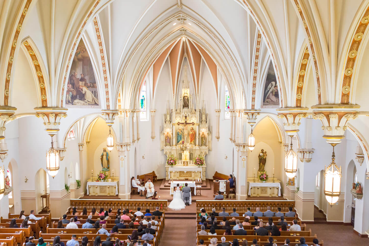 Wedding Tradition Catholic Church | White House Wedding Photography