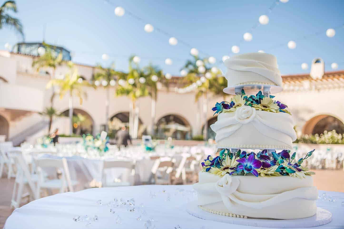 Photo of wedding cake | Wedding Budget | White House Wedding Photography